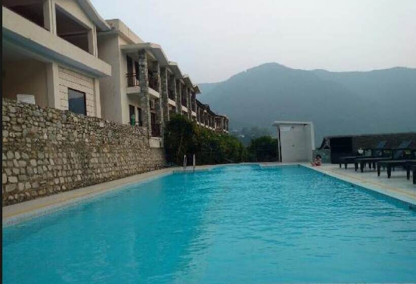 منتجع Sterling Corbett