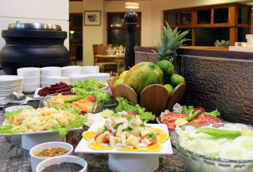 منتجع Sterling Corbett