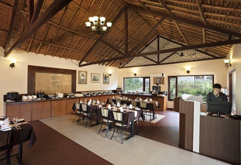 리조트 Sterling Corbett