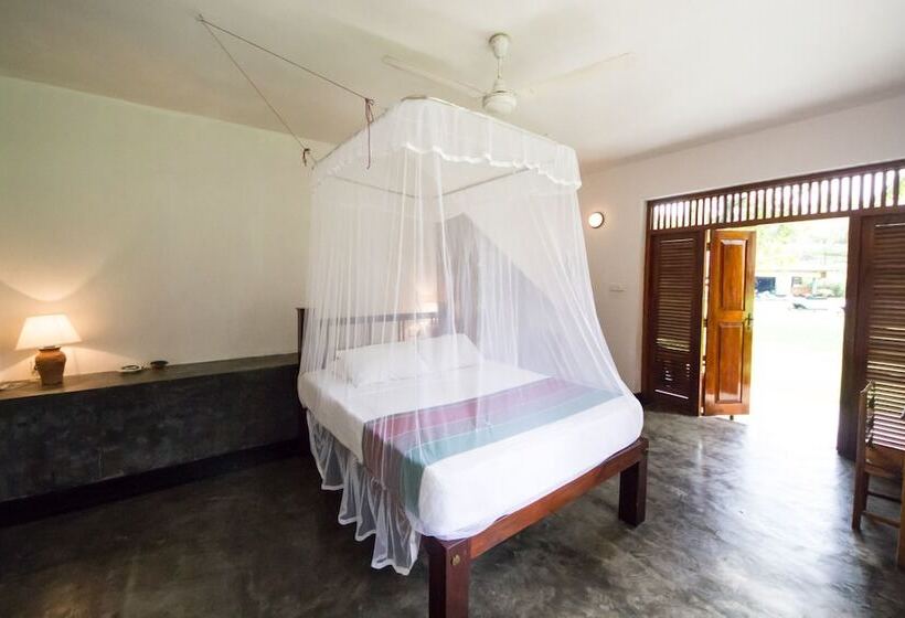 Курорт Talalla Retreat