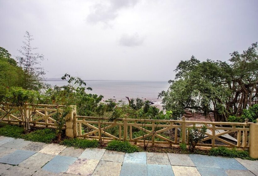 Stone Water Eco Resort