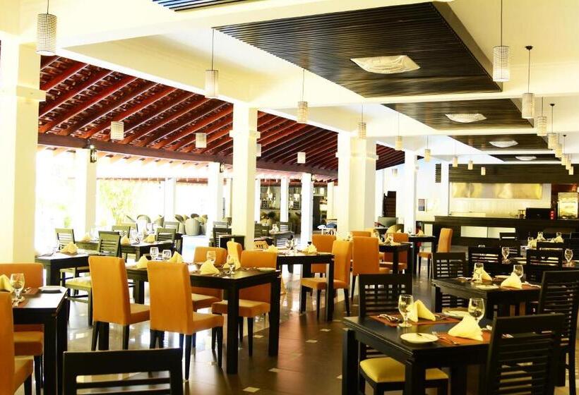 The Covanro Airport Hotel   Katunayake