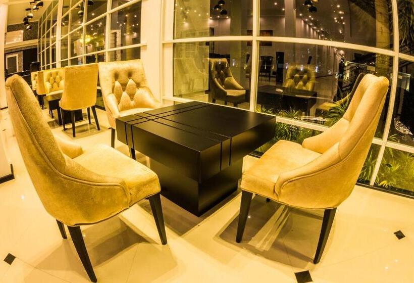 The Covanro Airport Hotel   Katunayake