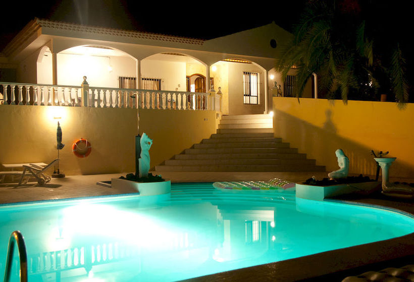 Villa Las Flores