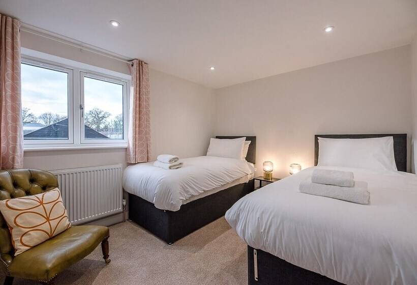 2 The Smithy, Saxmundham