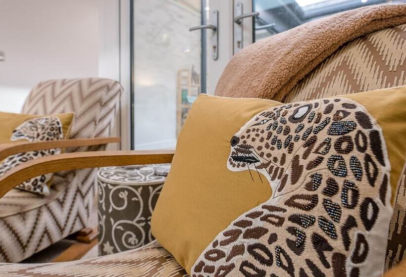 2 The Smithy, Saxmundham