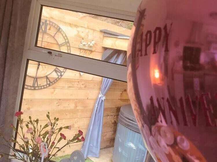 A Beautiful, Unique Lodge, Made For Two