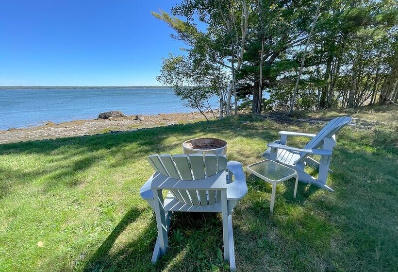 Acadia Bay Cottages