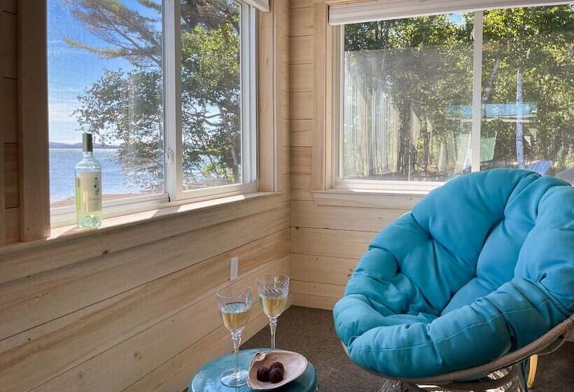 Acadia Bay Cottages