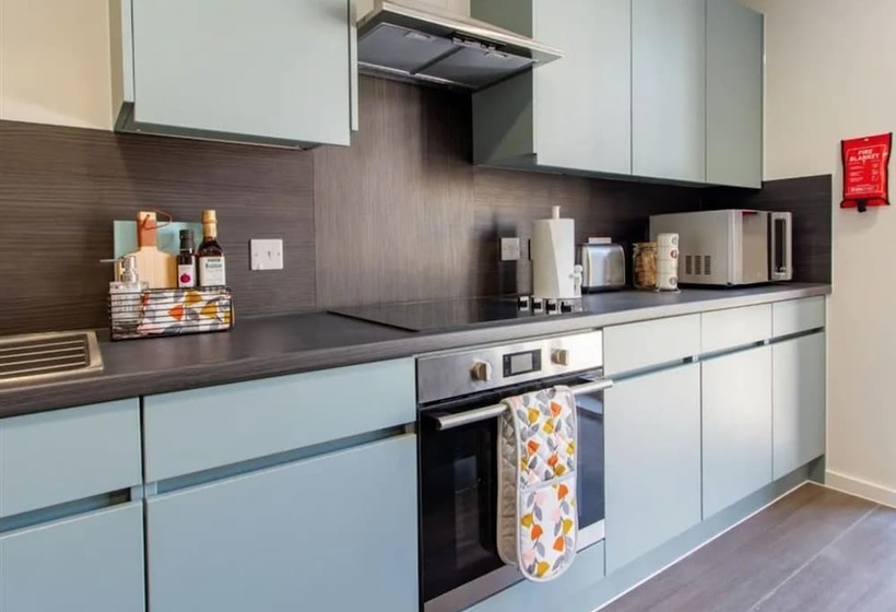 Общежитие Ensuite Rooms Students Only   Canterbury   Campus Accommodation