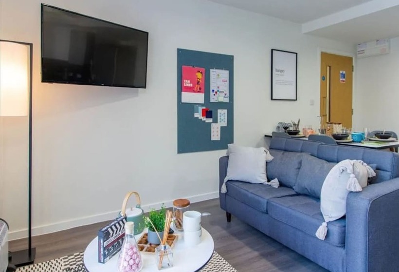 Общежитие Ensuite Rooms Students Only   Canterbury   Campus Accommodation