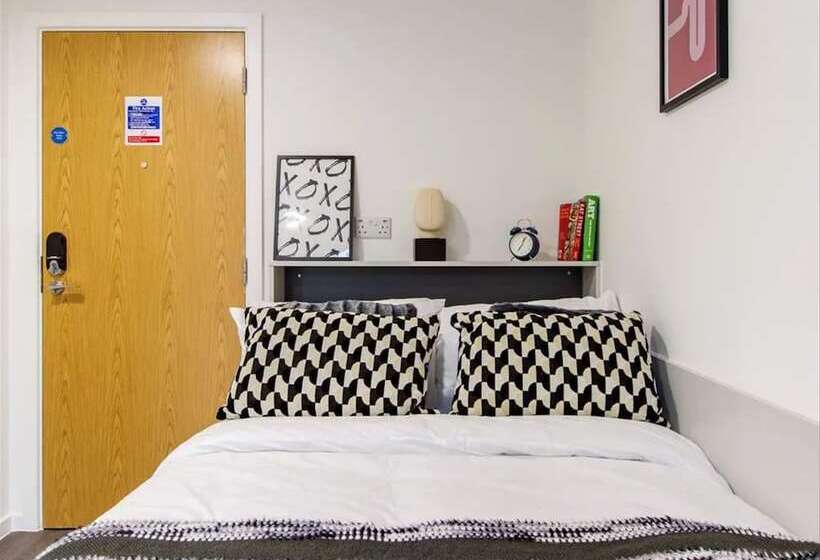 Общежитие Ensuite Rooms Students Only   Canterbury   Campus Accommodation