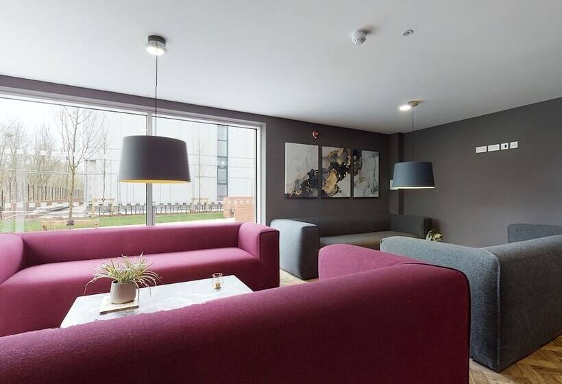 Общежитие Gorgeous Studios Newcastle Under Lyme Campus Accommodation