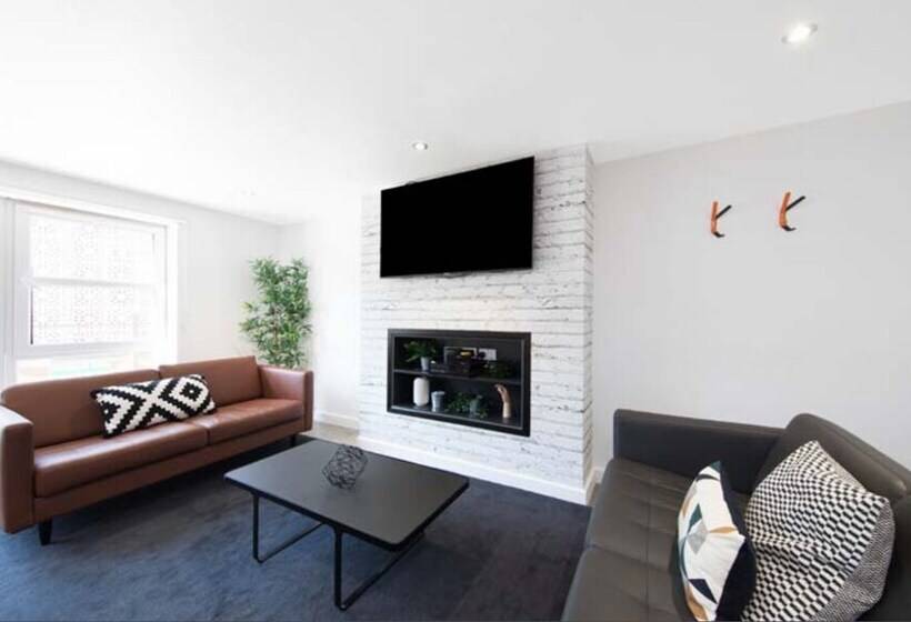 فندق صغير Pleasant Rooms   Nottingham   Campus Accommodation