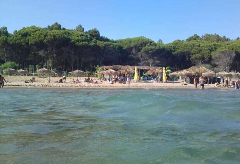 Antonios Village Hotel & Apartments