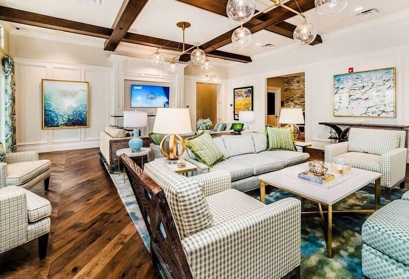 Avenger S, Frozen And Alice In Wonderland Themed Rooms! Private Pool And Modern Decor!