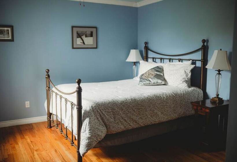Bed and Breakfast Carriage House Inn Four And A Half Stars