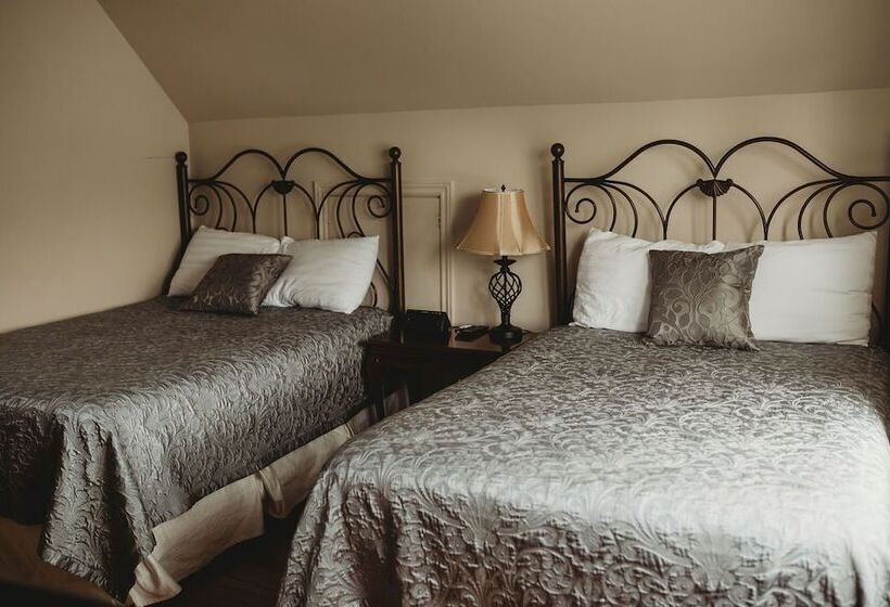 مبيت وإفطار Carriage House Inn Four And A Half Stars