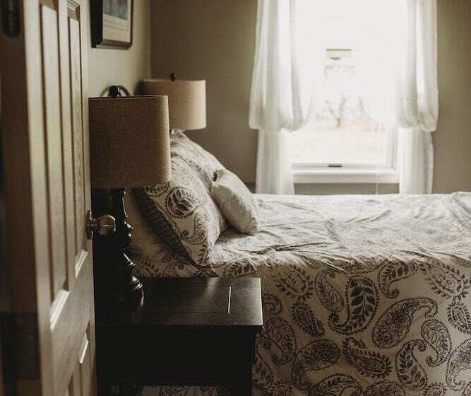 Bed and Breakfast Carriage House Inn Four And A Half Stars