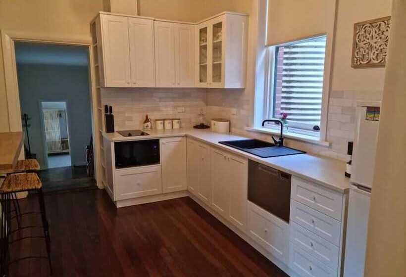 민박 Historic Mintaro Post Office