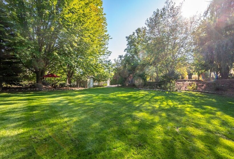 민박 Munson Mountain Estates