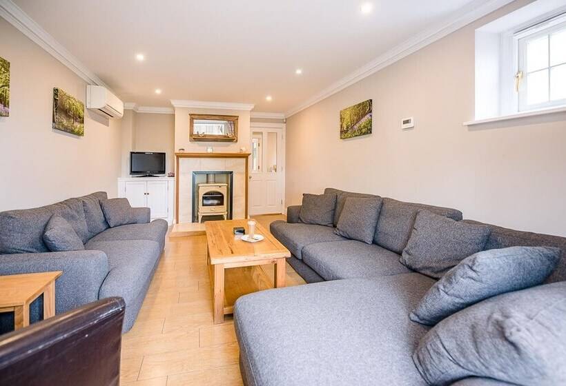 Bluebells Aldeburgh Air Manage Suffolk