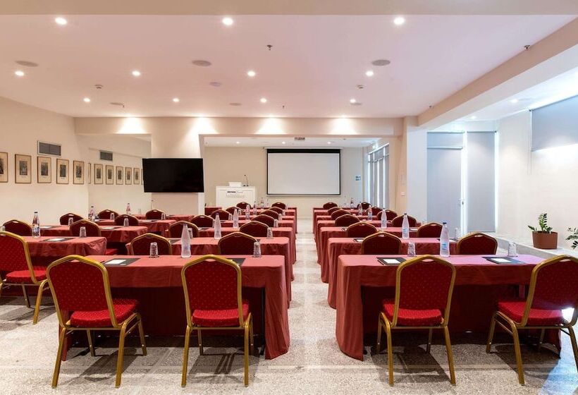 Brown Beach Chalkida Kosher Resort, A Member Of Brown Hotels