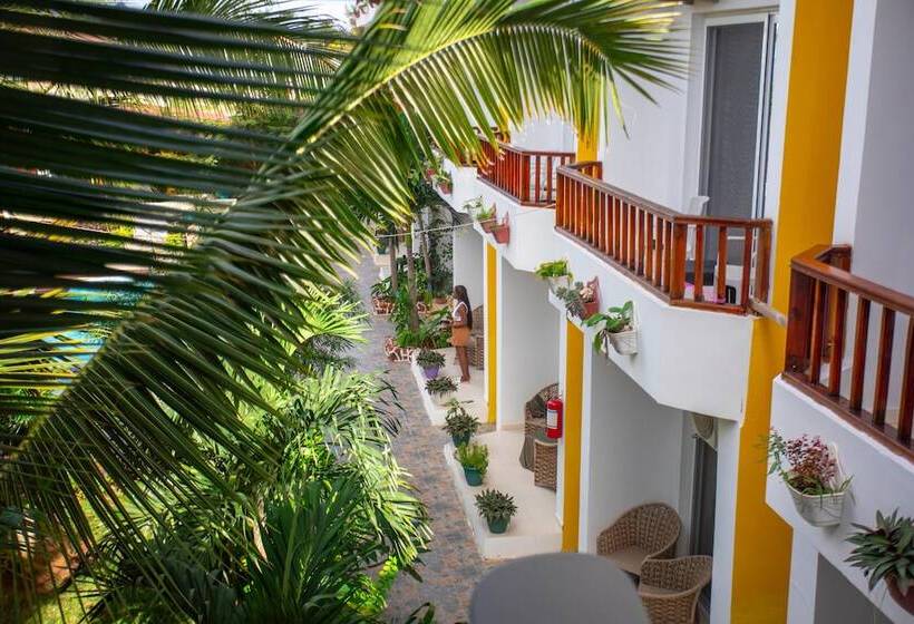 Canary Nungwi Hotel & Spa