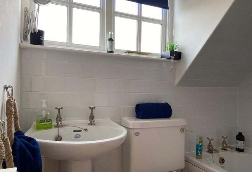 Charming Barn Conversion On Private Estate