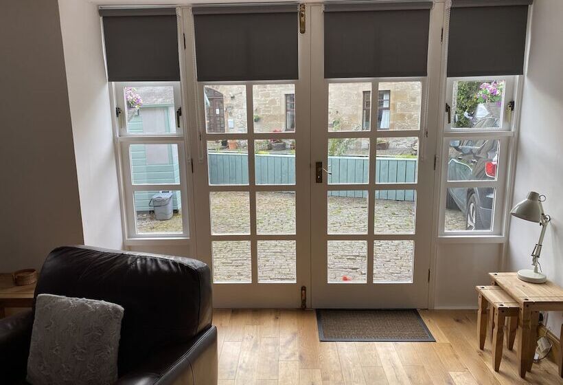 Charming Barn Conversion On Private Estate