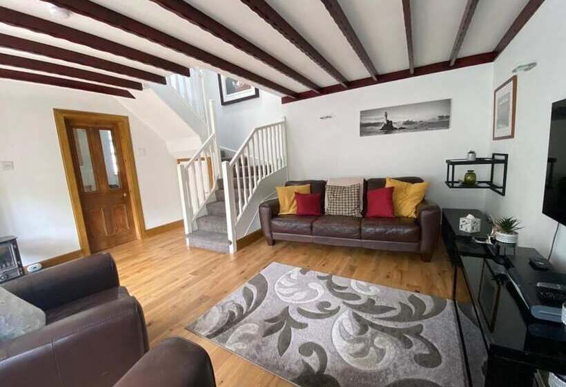 Charming Barn Conversion On Private Estate