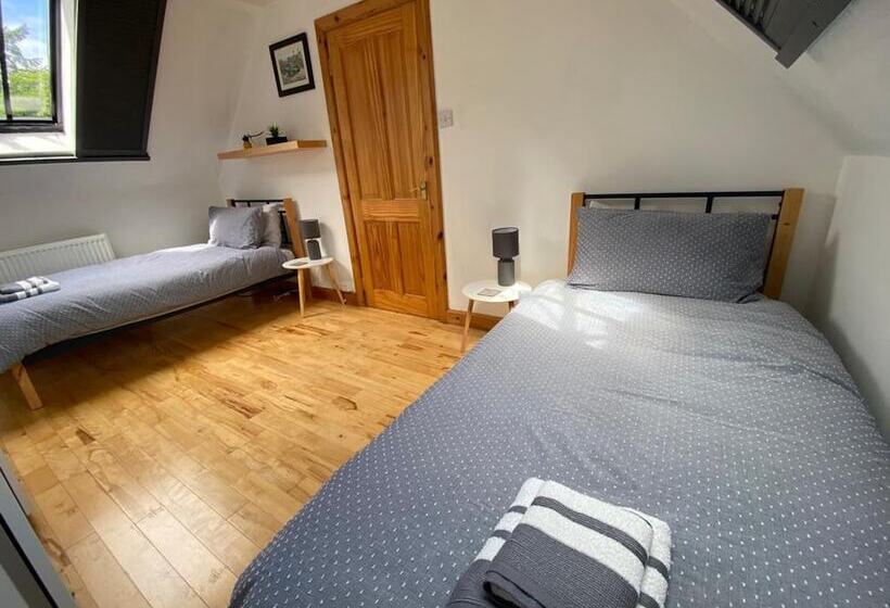 Charming Barn Conversion On Private Estate