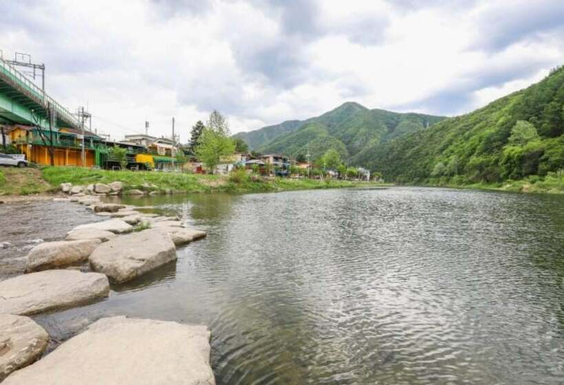 Cheongpyeonggyegok Bangju Pension