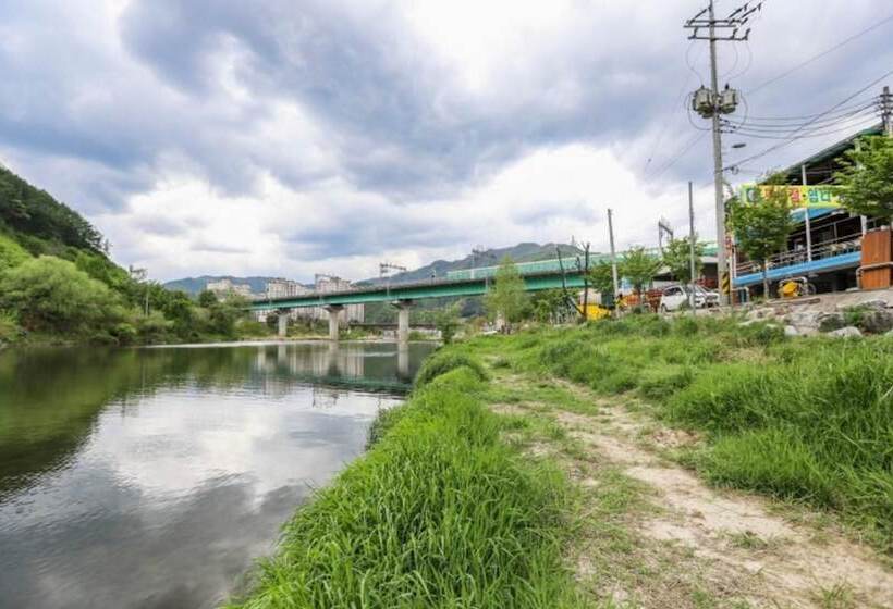 Cheongpyeonggyegok Bangju Pension