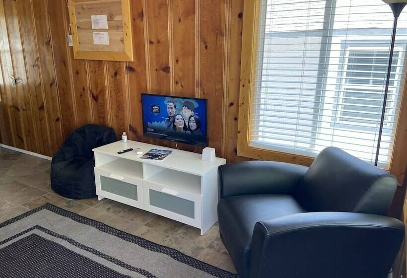 Clearlake Cabins