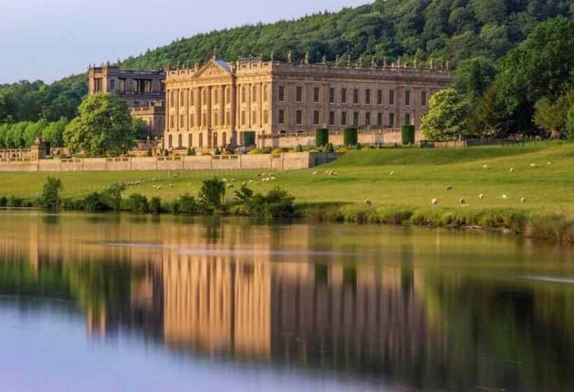 Cosy & Spacious Cottage In Scenic Village With Pub