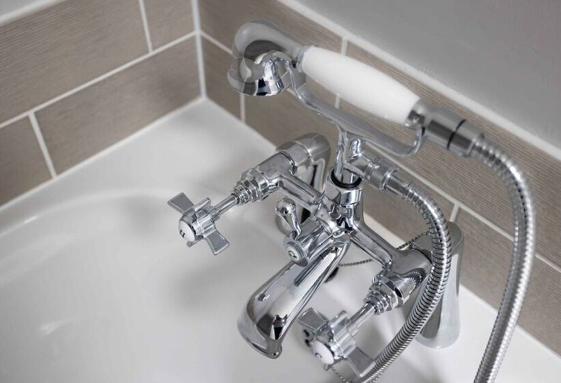 Cosy, Tranquil, Fully Equipped & Beautiful Garden