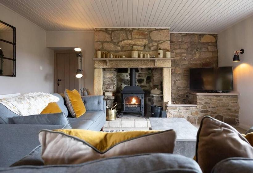 Cosy, Tranquil, Fully Equipped & Beautiful Garden