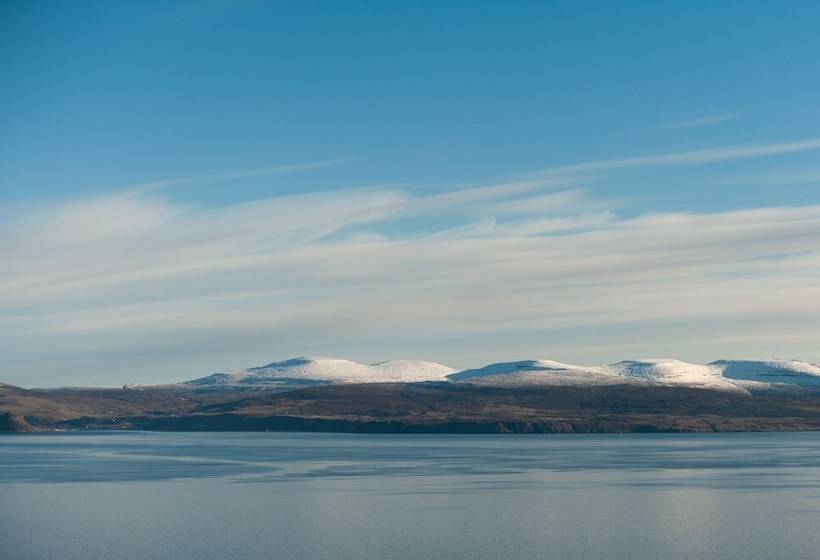 Croft 7 Geary Self Catering Studio