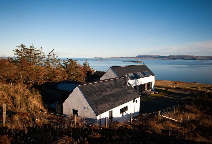 Croft 7 Geary Self Catering Studio