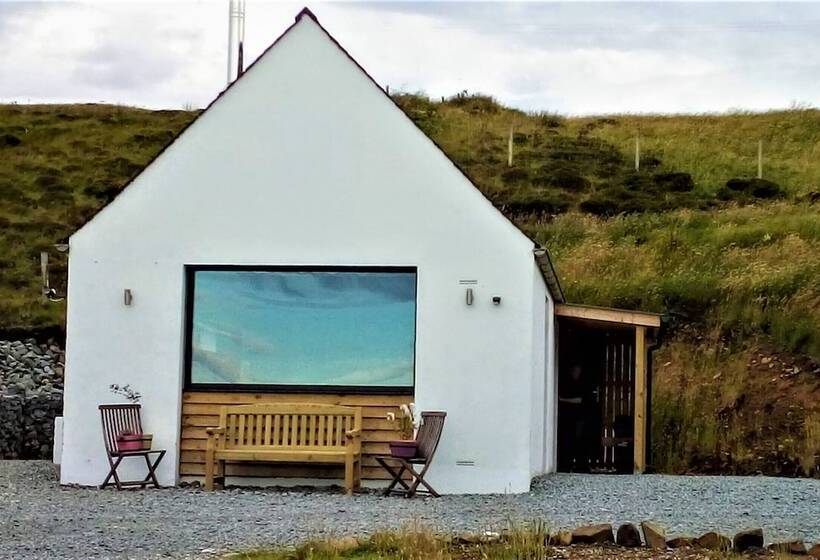 Croft 7 Geary Self Catering Studio