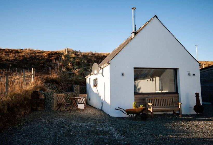 Croft 7 Geary Self Catering Studio