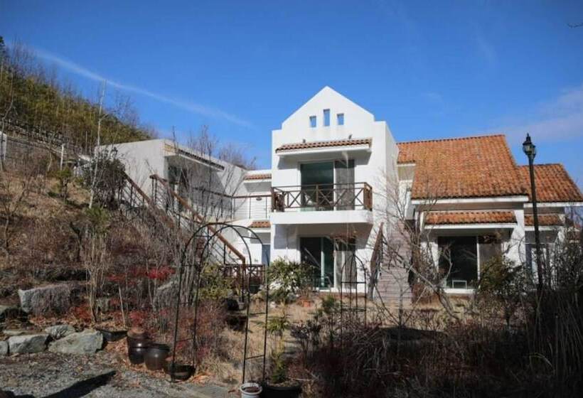 Damyang Saint Paul De Vence Pension