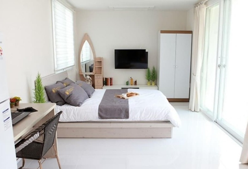 Damyang Saint Paul De Vence Pension