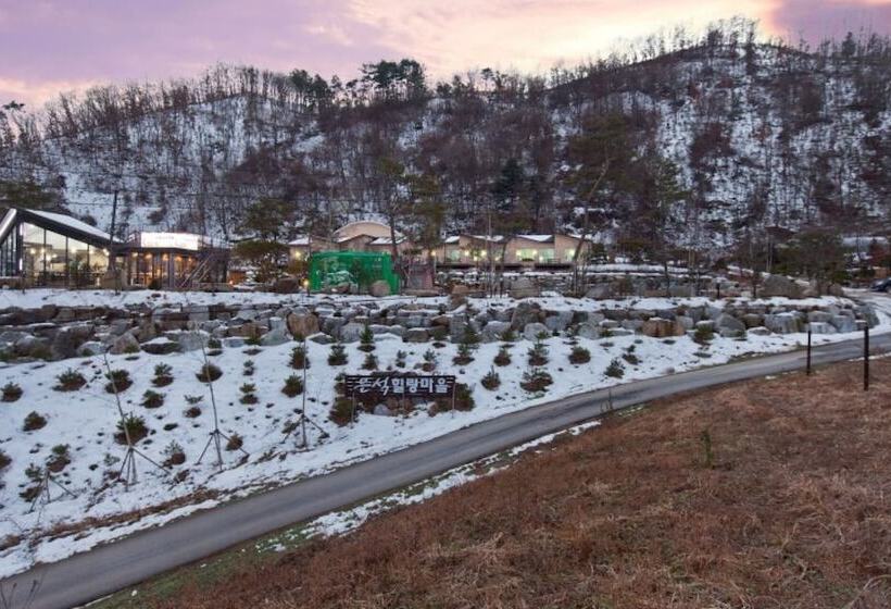 Eunseok Healing Maeul Pensionn