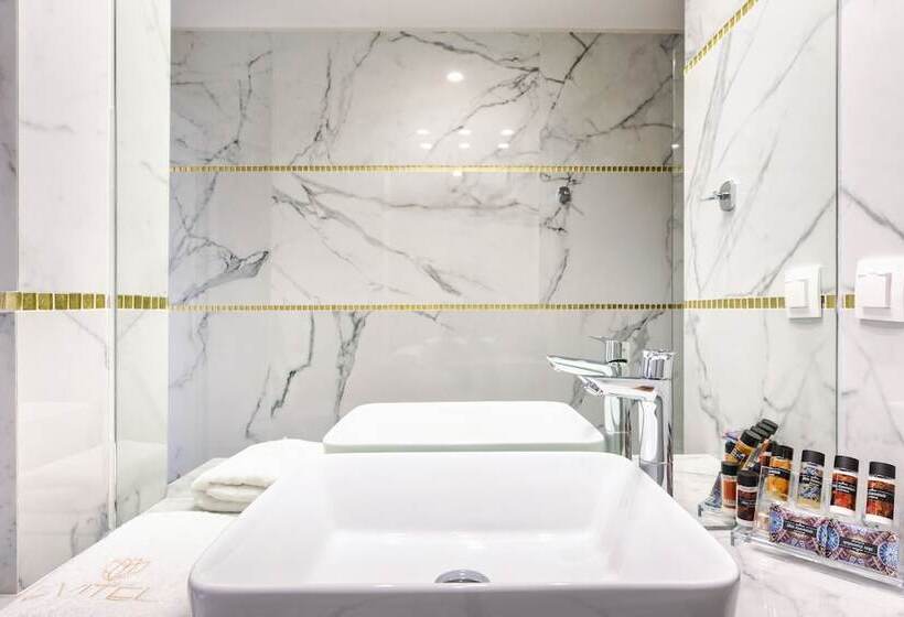 Evitel Luxury Living