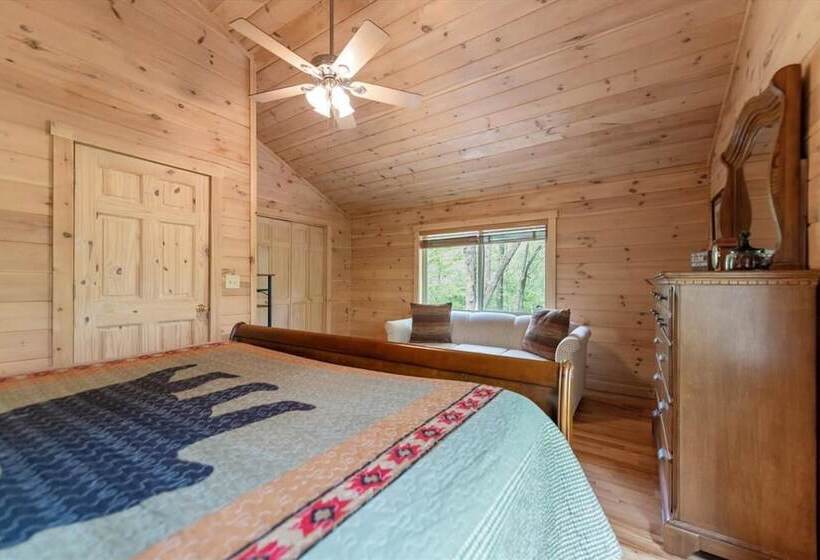 Firefly Pristine Mountain Cabin With Hot Tub Screened Porch Fire Pit Wifi