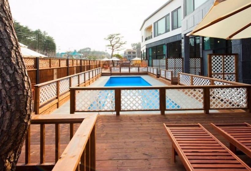 Gangneung Awesome Pension