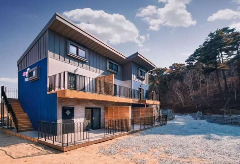 Gangneung Nine One Dog Pension