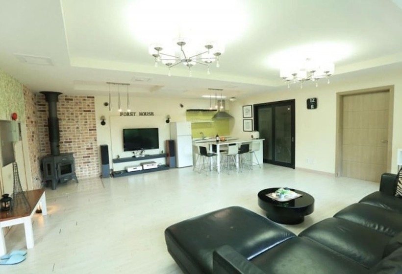 Gapyeong Fore House Pension